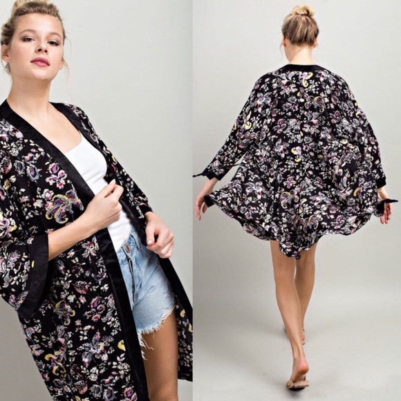 Floral Print Kimono Open Front Topper - Picture 2 of 8